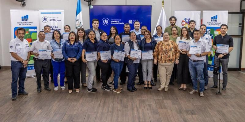 El Ministerio de Trabajo y Previsión Social (Mintrab) a través de la Sección del Trabajador con Discapacidad, desarrolló una capacitación de concientización sobre derechos laborales en trabajadores con discapacidad, dirigida al equipo del Instituto Nacional de Estadística (INE).