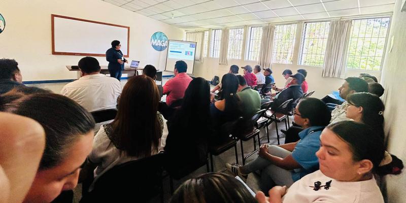 Impulsan la prevención y seguridad laboral ante situaciones de emergencia