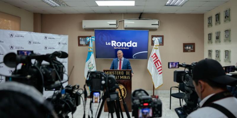 Ministro de Energía y Minas 