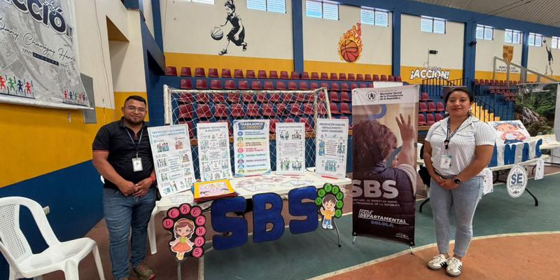 SBS acerca sus servicios a familias de San Juan La Laguna
