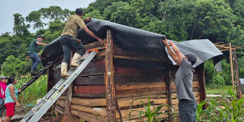 Sistema de microrriego por goteo fortalece producción agrícola en Petén