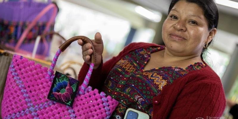 Doña Telma Chocoj. Artesana de San Martín Jilotepeque, Chimaltenango. 