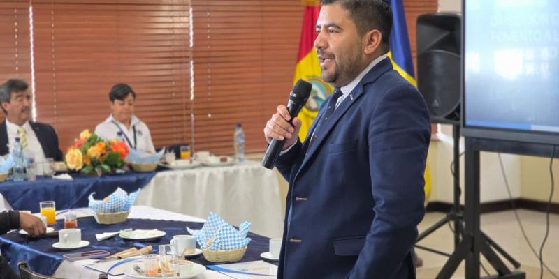 Mintrab en coordinación con Intecap realizan Foro Empresarial