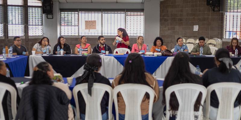 Personal de las residencias de la SBS fortalece sus capacidades para mejorar la atención de la niñez y adolescencia