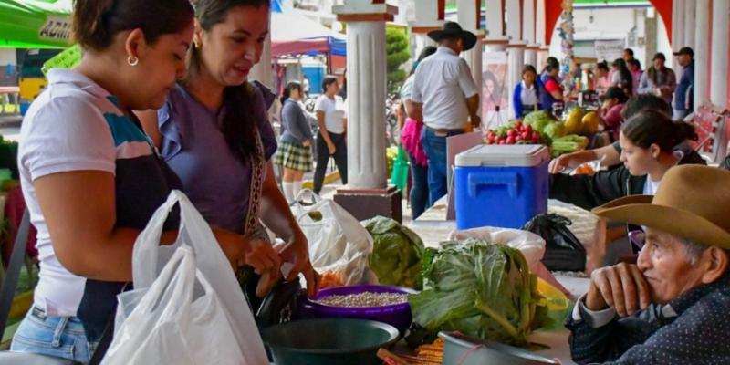 La Feria del Agricultor llega a San Jorge. Zacapa