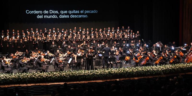 Segunda noche del Réquiem de Verdi despide la Temporada Ad Aeternus con más de 200 artistas en escena