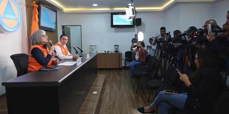 El INSIVUMEH da una actualización del comportamiento del volcán de fuego